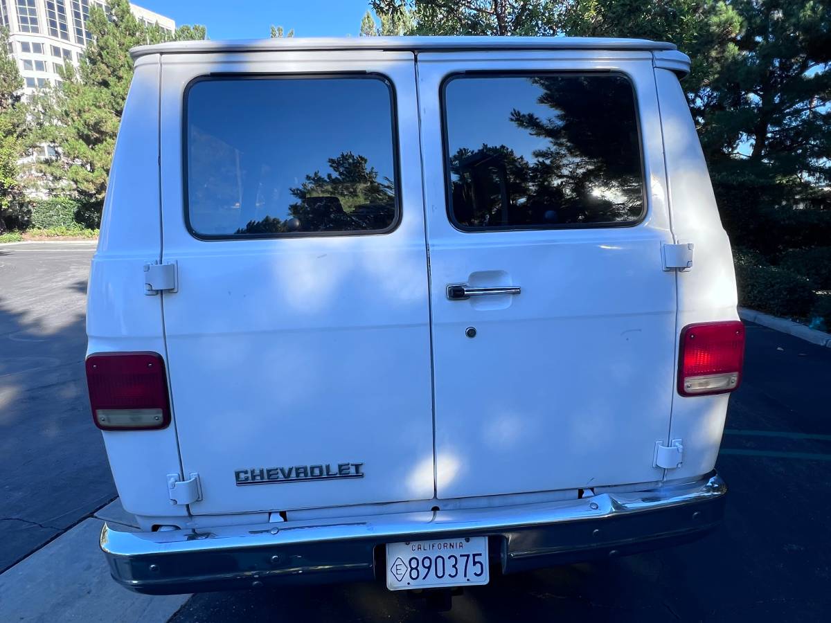Chevy-g30-sports-van-1992-7