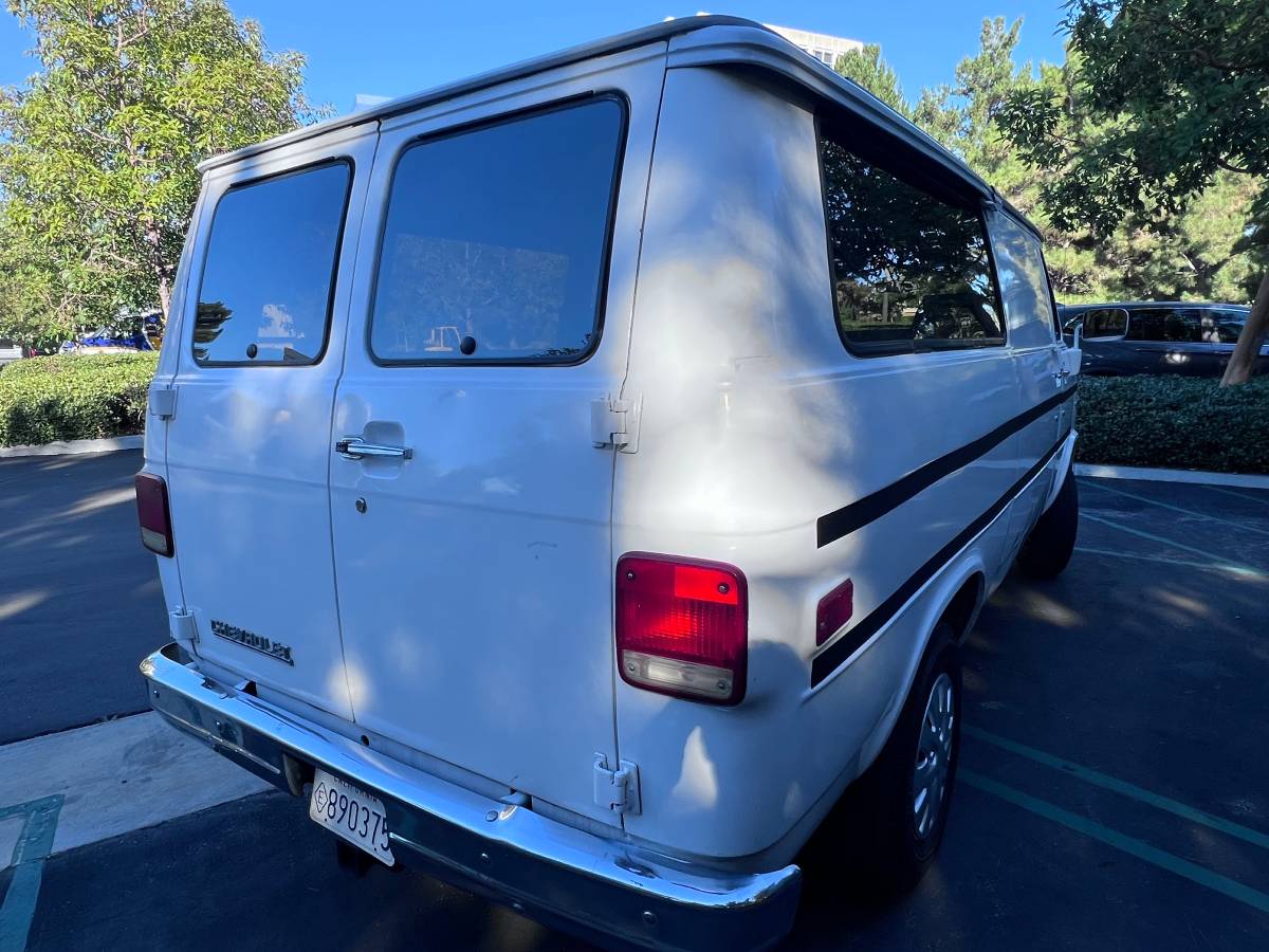 Chevy-g30-sports-van-1992-8