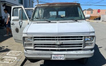 Chevy-g30-van-1985-grey-14