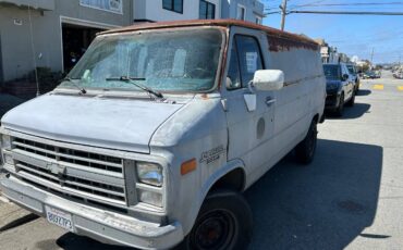 Chevy-g30-van-1985-grey-19