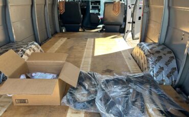 Chevy-g30-van-1985-grey-2