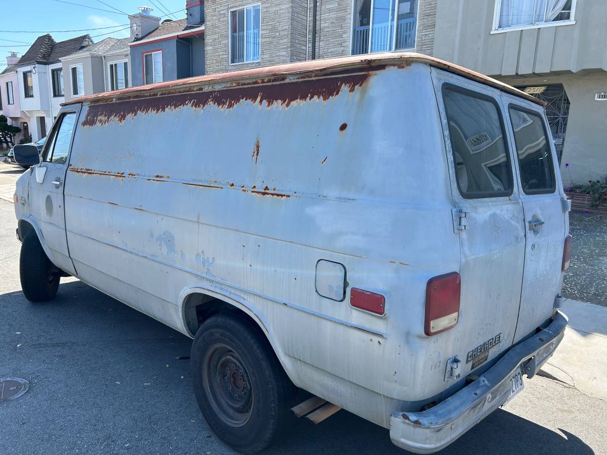Chevy-g30-van-1985-grey-20