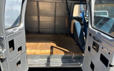 Chevy-g30-van-1985-grey-22