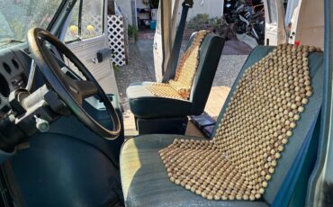 Chevy-g30-van-1985-grey