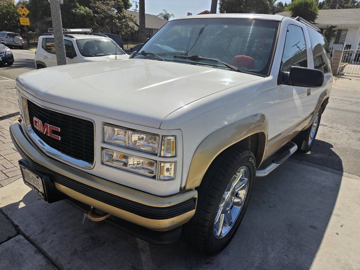 Chevy-gmc-1994-white-1