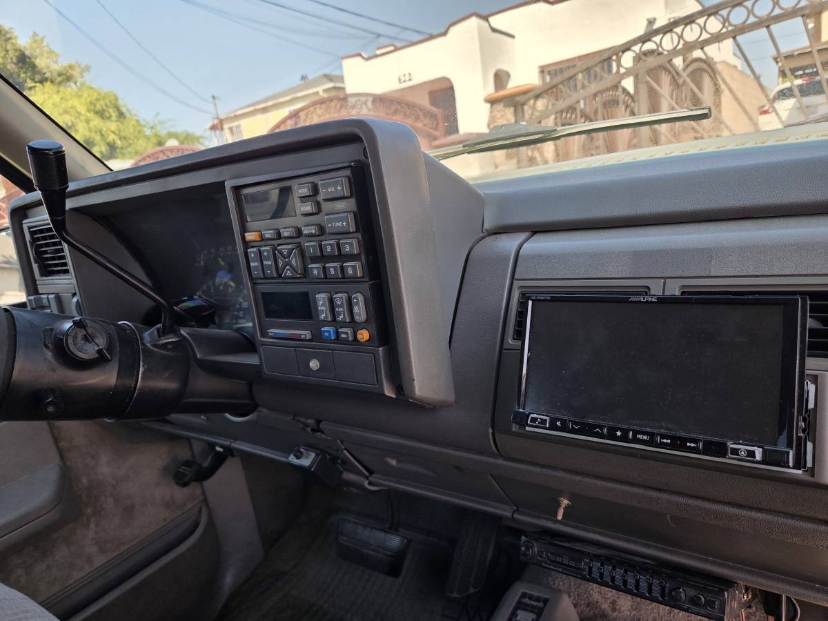 Chevy-gmc-1994-white-6