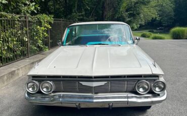 Chevy-impala-1961-white