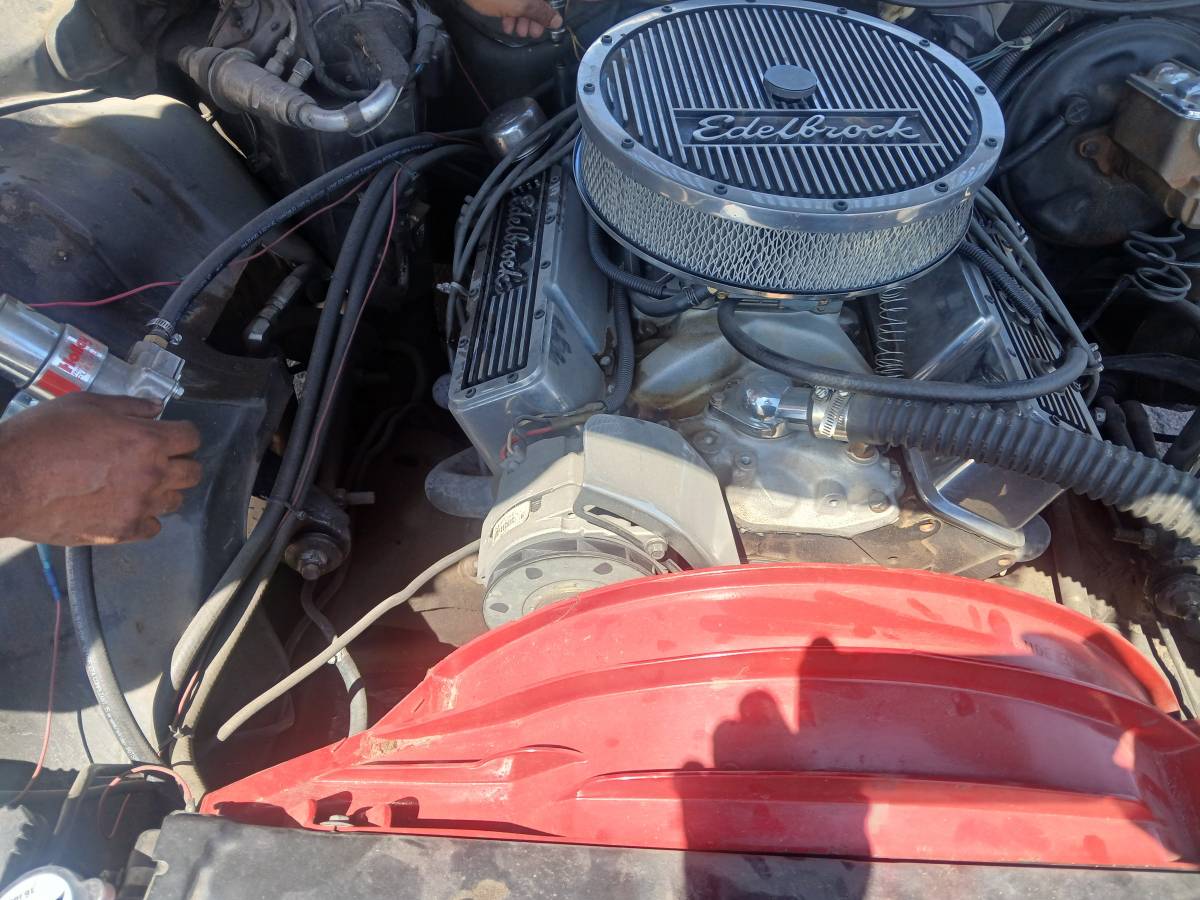 Chevy-impala-1973-red-6