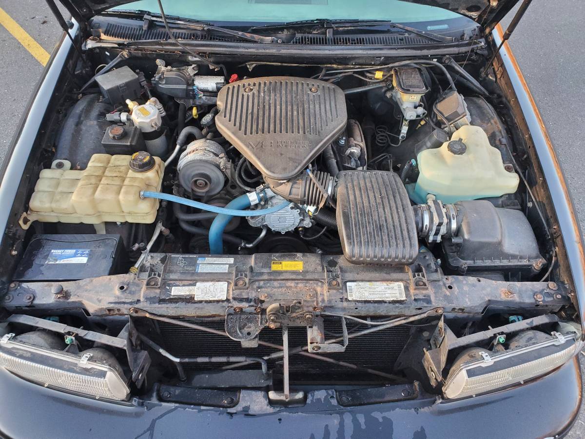 Chevy-impala-ss-1996-black-6