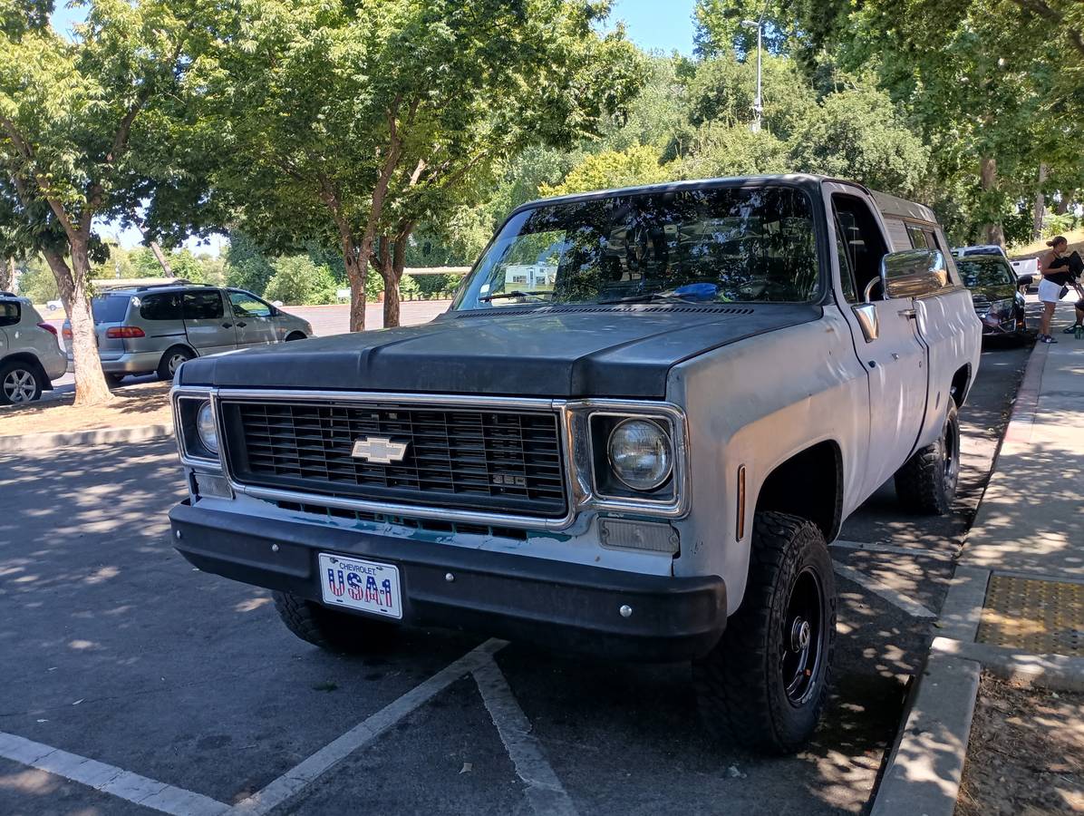 Chevy-k10-4x4-1973-grey-1