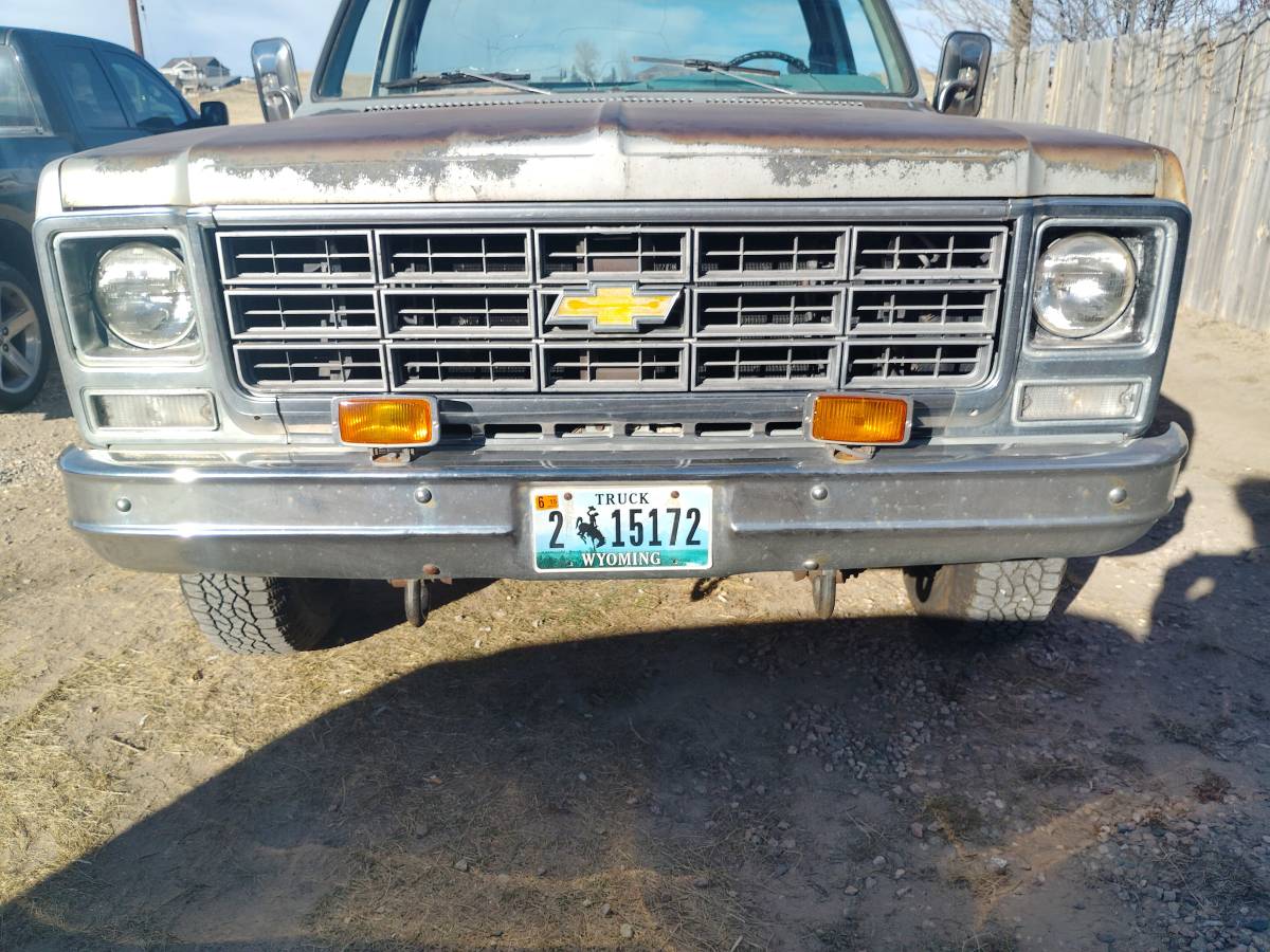 Chevy-k10-4x4-1979-grey-4