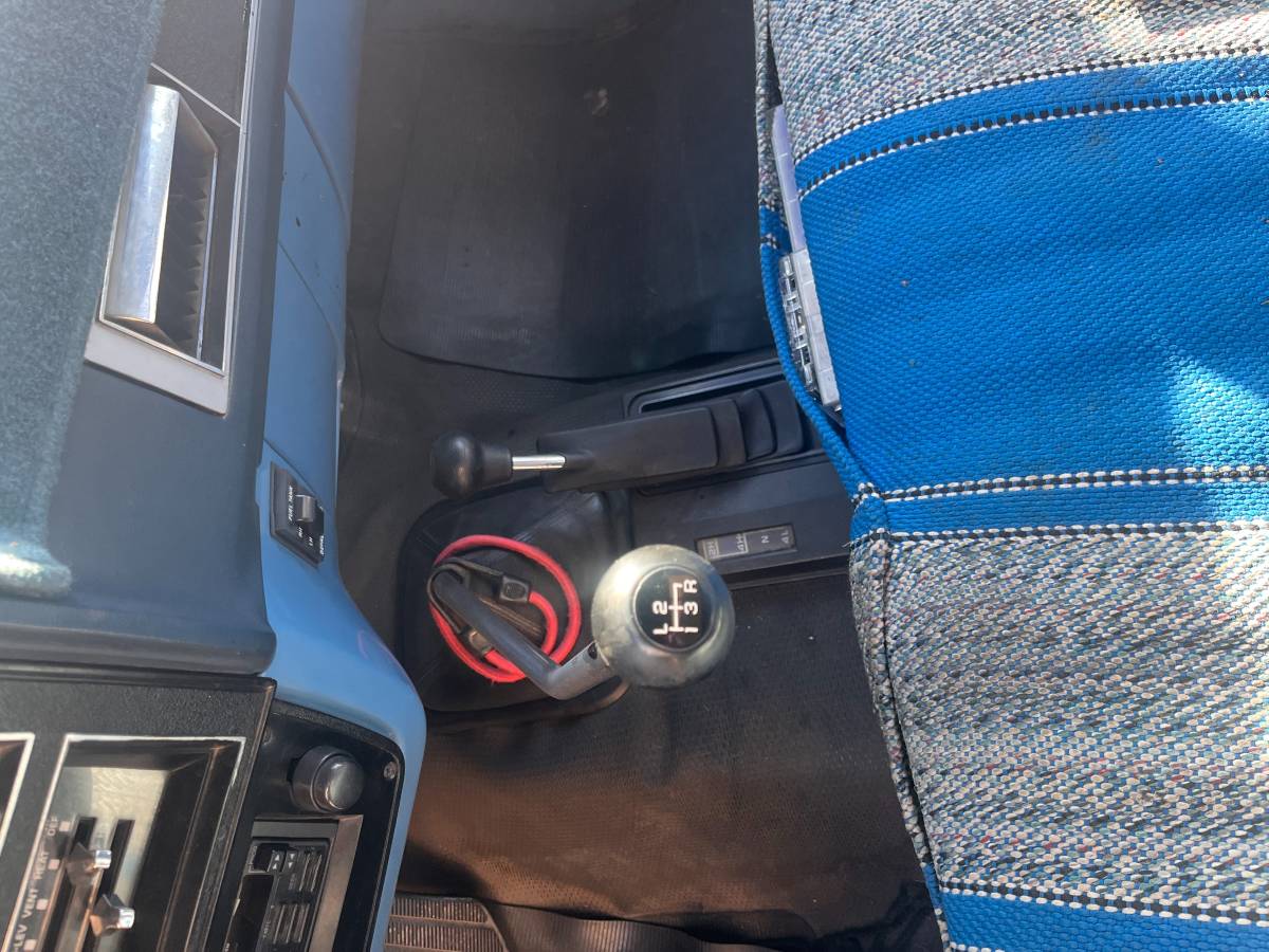 Chevy-k10-4x4-1986-blue-4