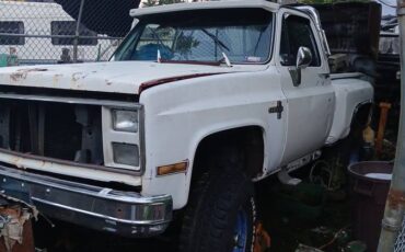 Chevy-k10-4x4-1986-white-2