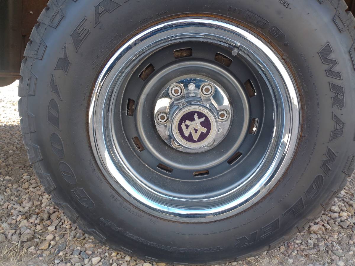 Chevy-k10-scottsdale-1979-grey-10