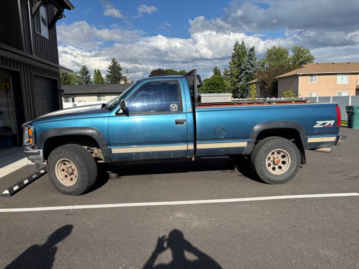 Chevy-k1500-1990-blue-3