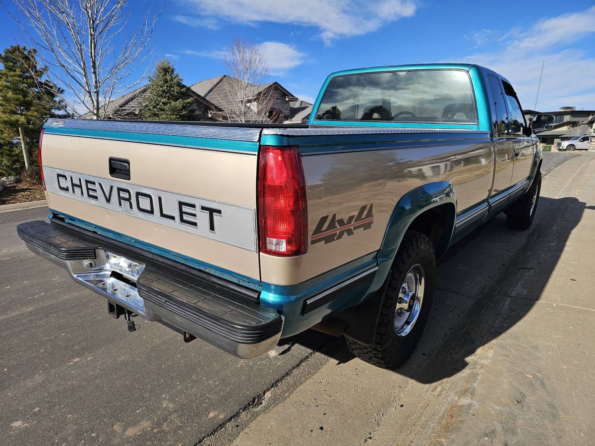 Chevy-k2500-1993-green-4