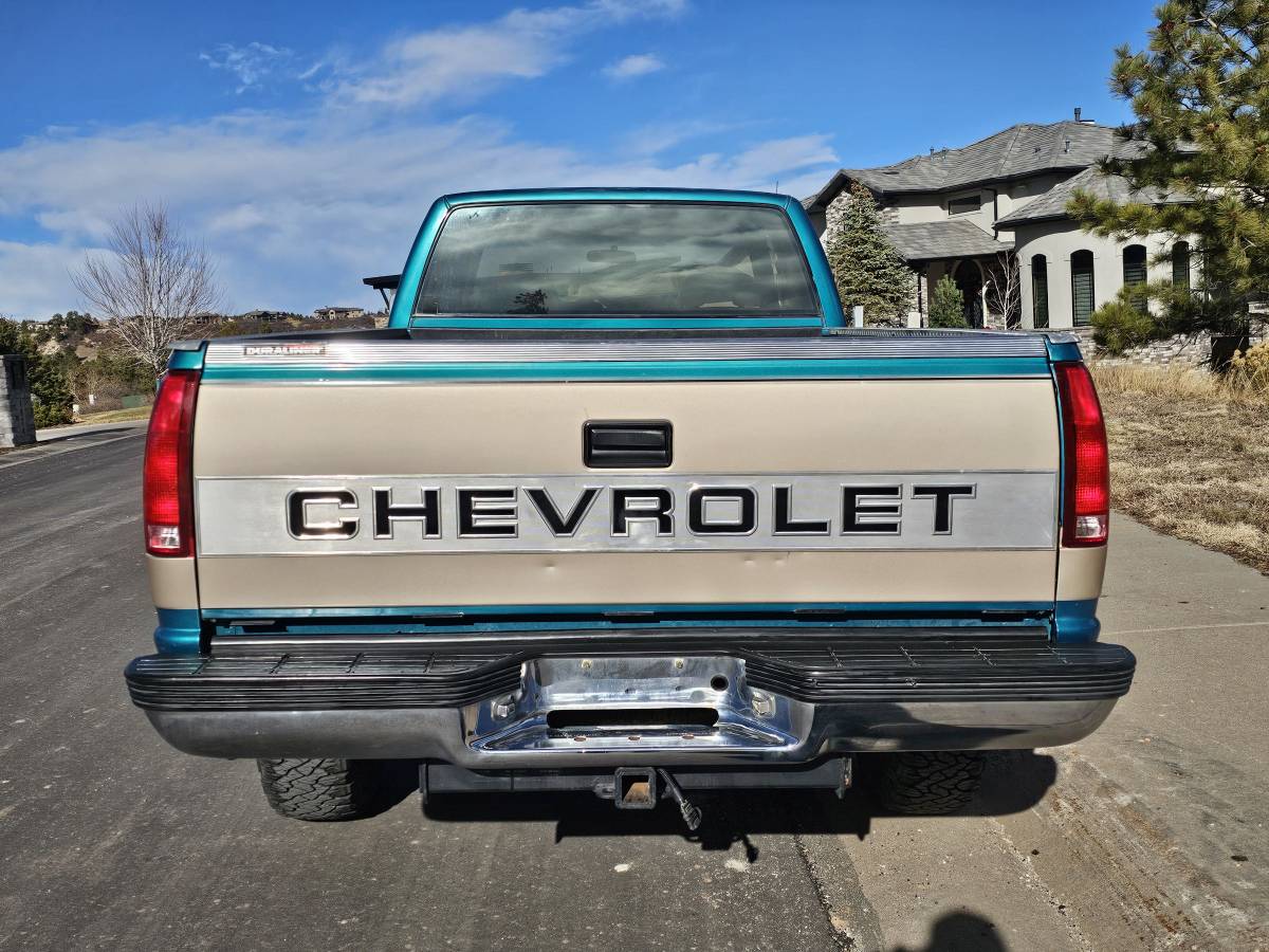 Chevy-k2500-1993-green-5