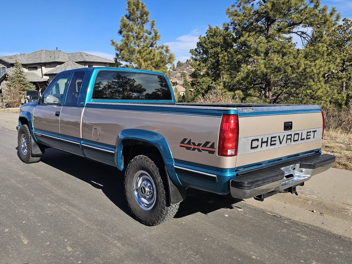 Chevy-k2500-1993-green-6
