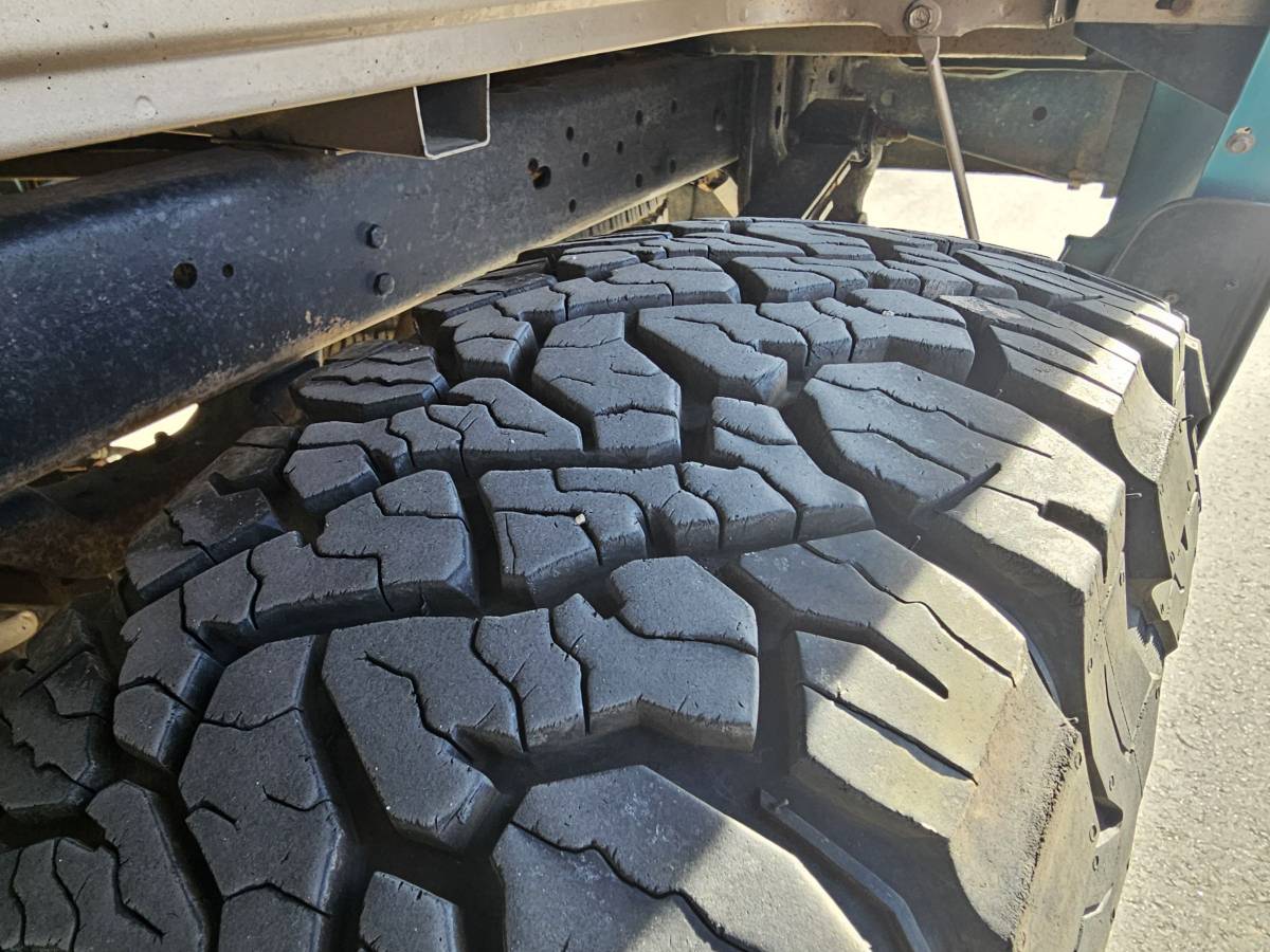 Chevy-k2500-1993-green-8