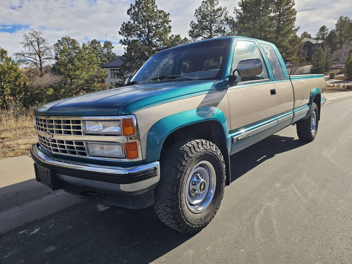 Chevy-k2500-1993-green