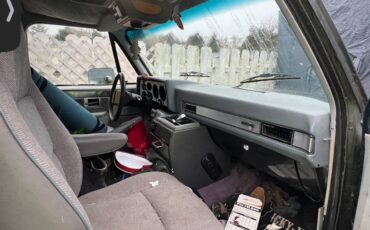 Chevy-k5-1981-grey-5