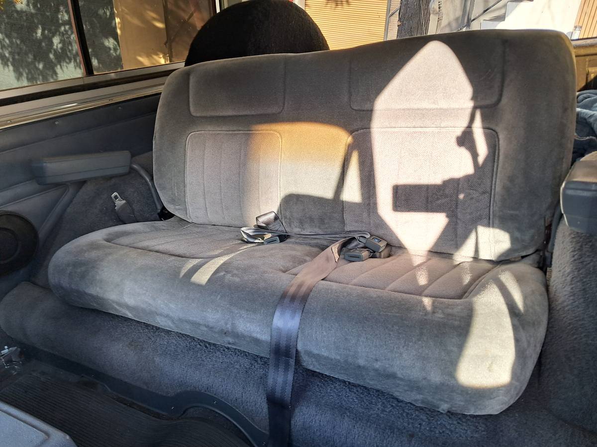 Chevy-k5-blazer-1988-grey-7