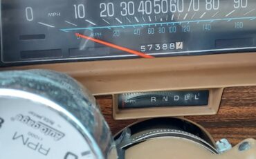 Chevy-malibu-1976-12