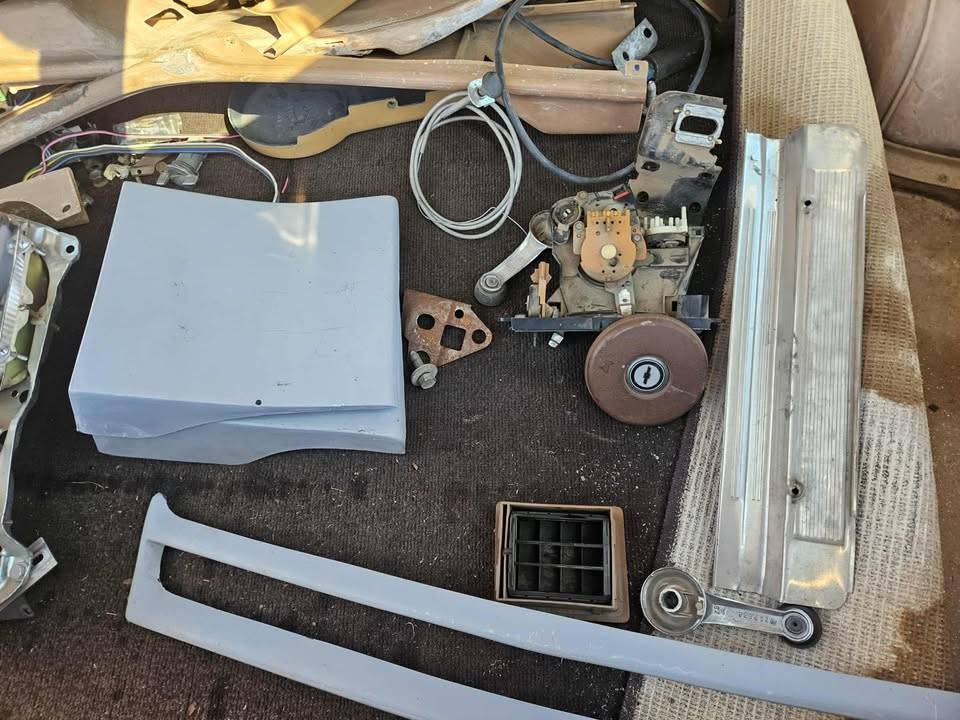 Chevy-malibu-ss-wagon-1979-brown-2