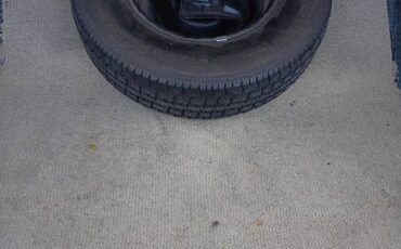 Chevy-monte-carlo-1977-2