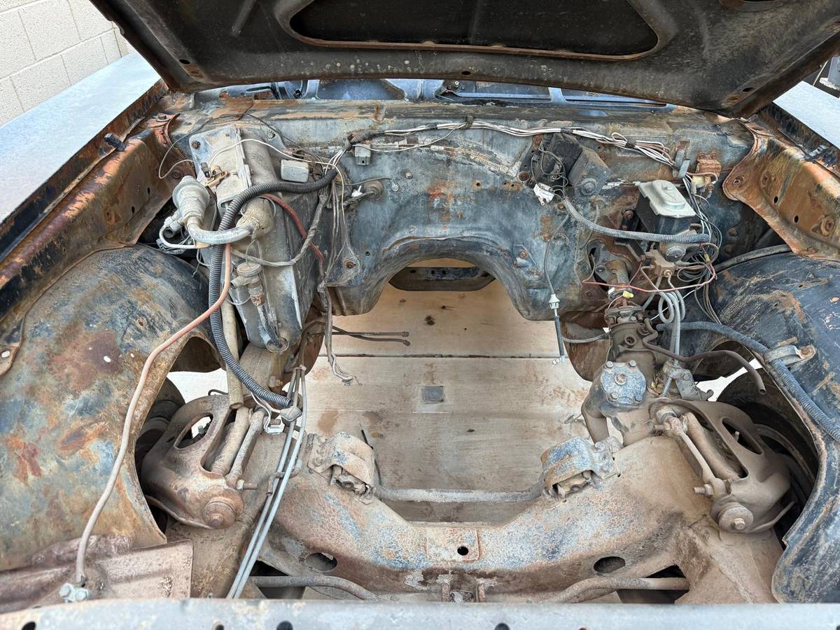 Chevy-nova-1973-black-8