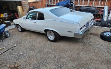 Chevy-nova-1973-white-15