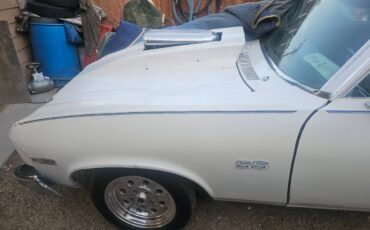 Chevy-nova-1973-white-5