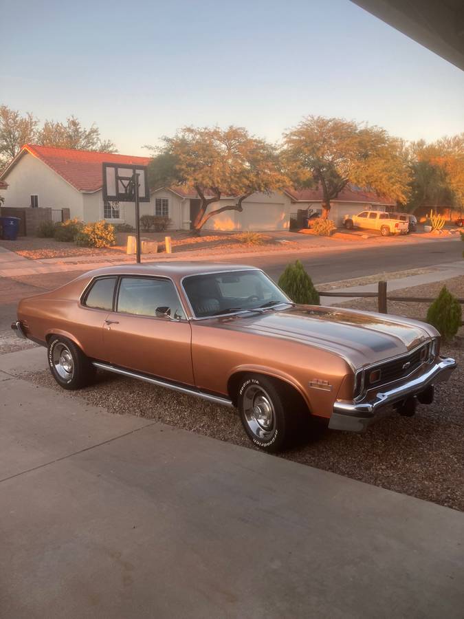 Chevy-nova-1974-custom-11