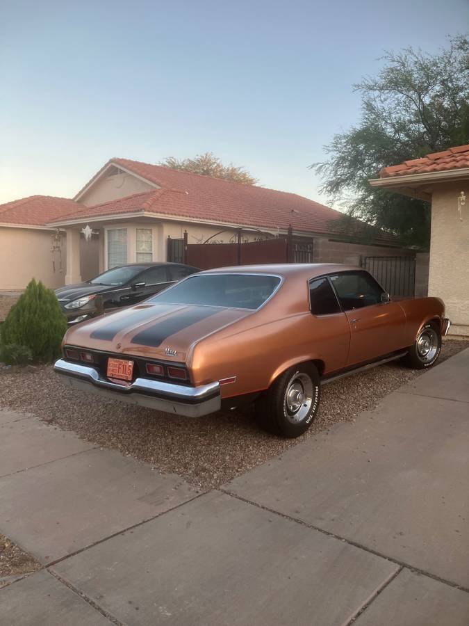Chevy-nova-1974-custom-13