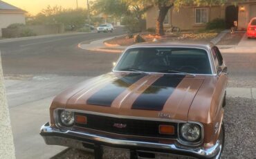 Chevy-nova-1974-custom-15