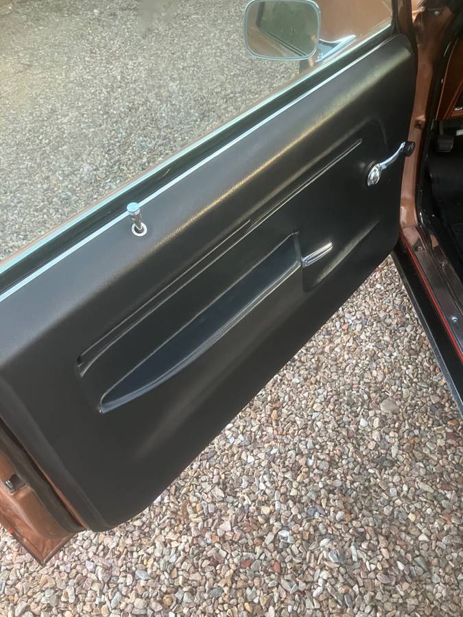 Chevy-nova-1974-custom-19