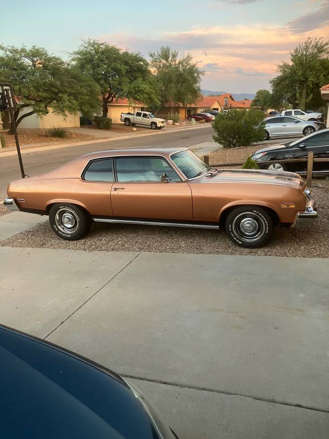 Chevy-nova-1974-custom-7