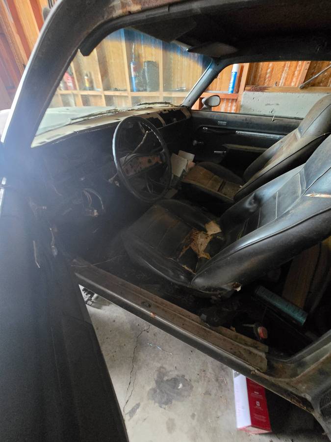 Chevy-nova-ss-nova-hatchback-1973-2