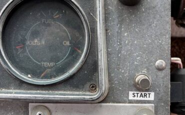 Chevy-p30-step-van-1980-25