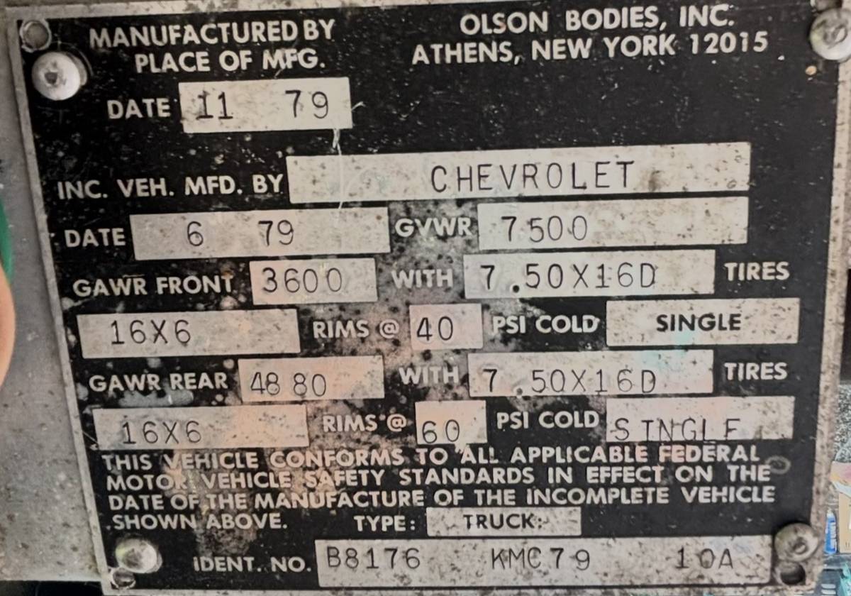 Chevy-p30-step-van-1980-6