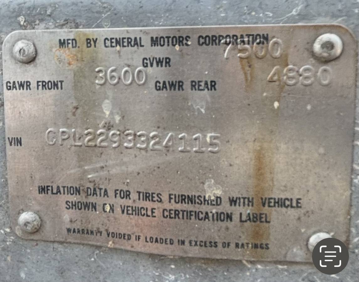 Chevy-p30-step-van-1980-8