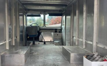 Chevy-p30-step-van-1989-8