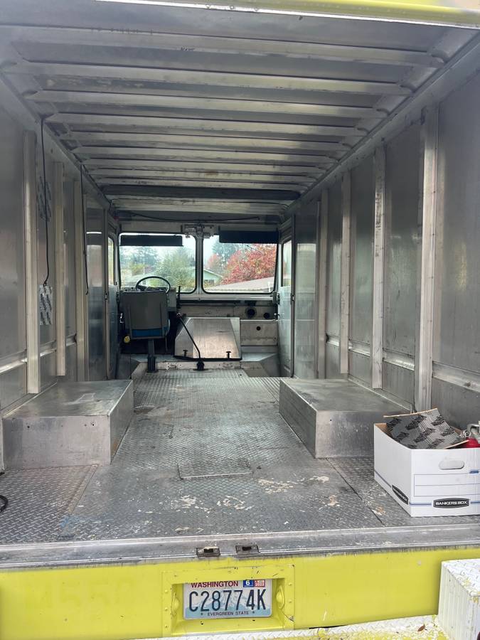 Chevy-p30-step-van-1989-8