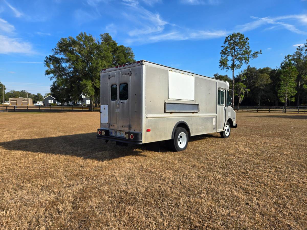 Chevy-p30-stepvan-1994-1