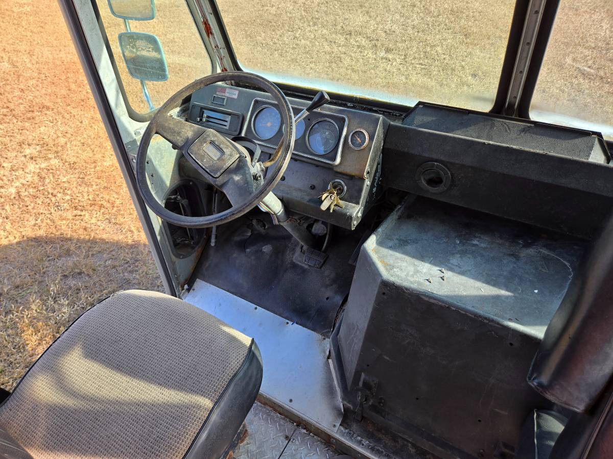 Chevy-p30-stepvan-1994-5