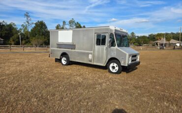 Chevy-p30-stepvan-1994-7