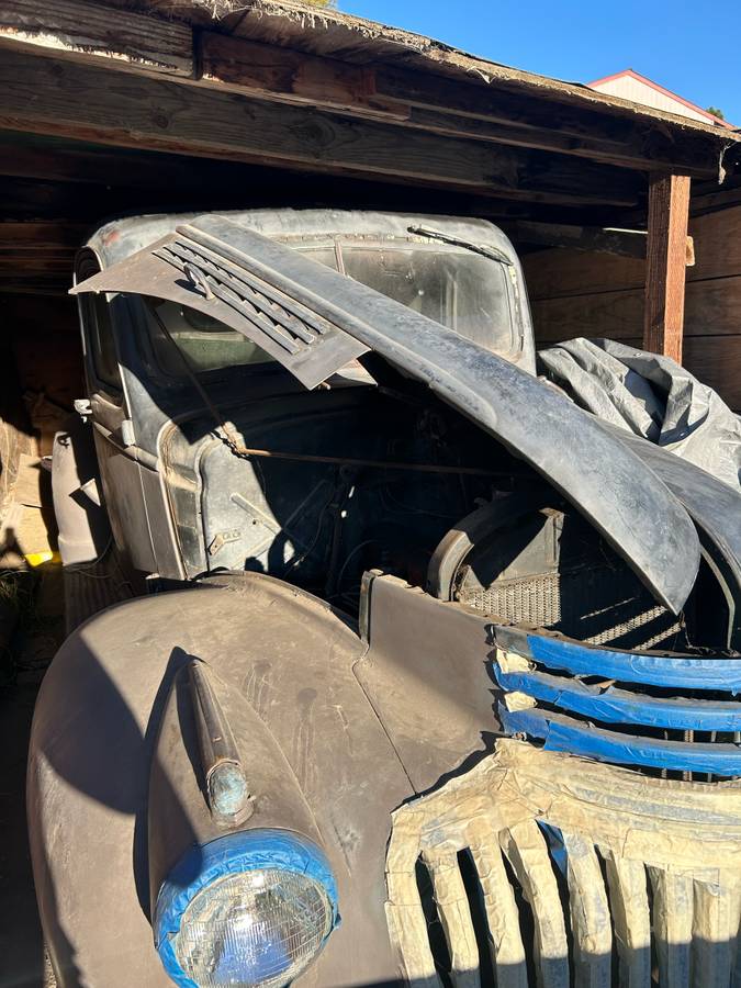 Chevy-pickup-1942-grey-5