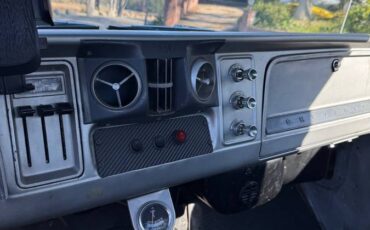 Chevy-pickup-1965-white-1