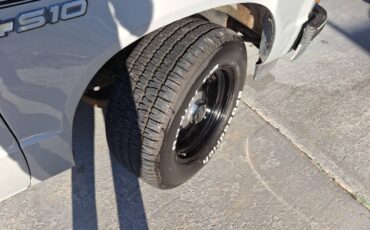 Chevy-s-10-tahoe-1991-custom-15