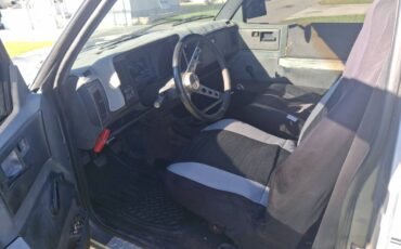 Chevy-s-10-tahoe-1991-custom-3